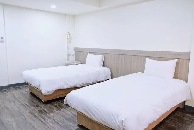友愛山序漫旅-標準雙床房-1