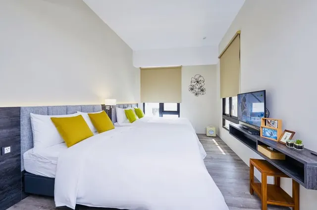 HOTEL Z 台中逢甲-暮光四人房--不含早-2