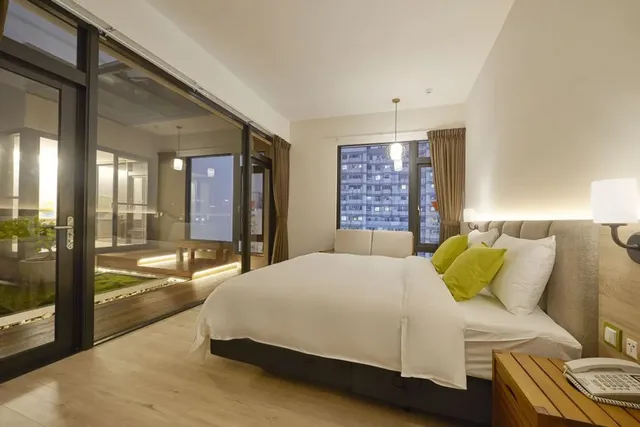 HOTEL Z 台中逢甲-森林四人房--不含早-6