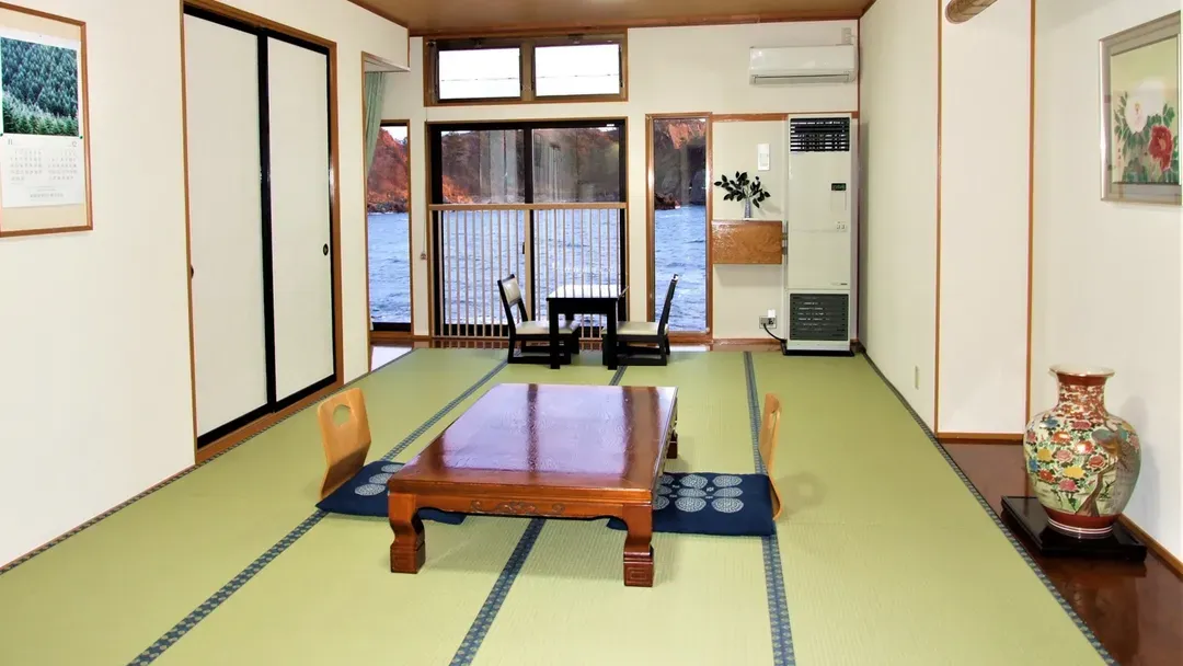 海與絕景 濱彩旅館 男鹿｜JR 男鹿站開車13分鐘