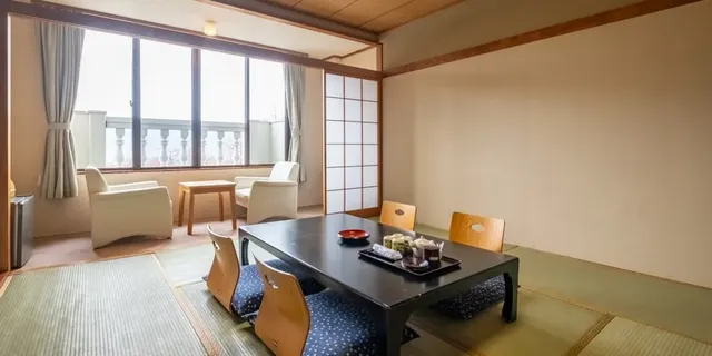 河口湖溫泉 足和田飯店｜河口湖景/富士山景/付費腳踏車租借-東館 湖景和室【不挑房】-1