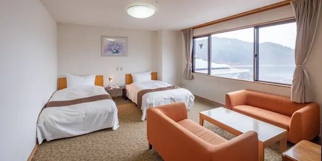 河口湖溫泉 足和田飯店｜河口湖景/富士山景/付費腳踏車租借-西館 湖景精緻套房【不挑房】-2