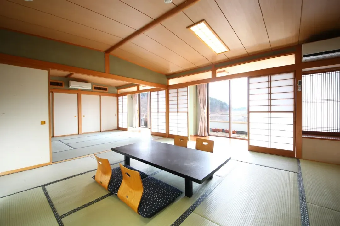 河口湖溫泉 足和田飯店｜河口湖景/富士山景/付費腳踏車租借