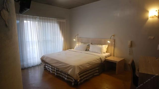 오렌지문 베드 앤 브랙퍼스트-Double Room-2