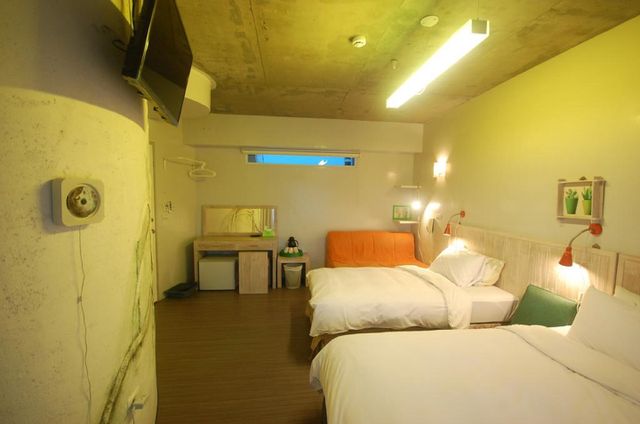 오렌지문 베드 앤 브랙퍼스트-Triple Room-4