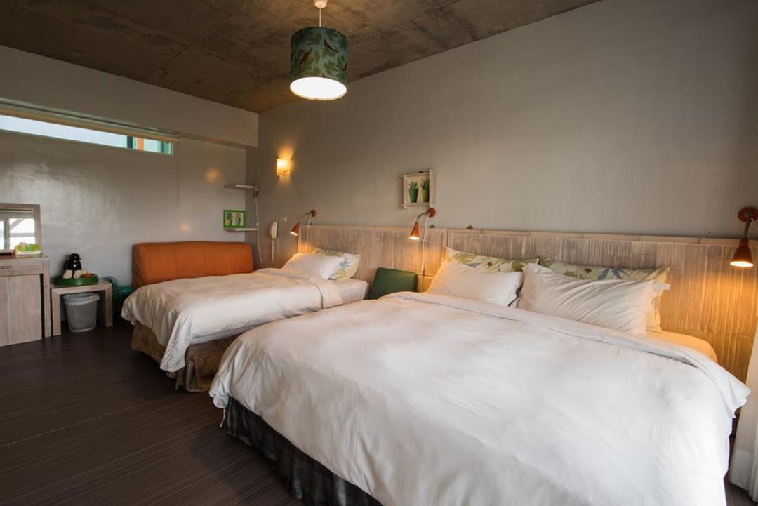 Orange moon bed and breakfast
