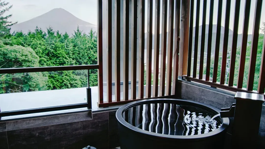 雲之上富士飯店｜富士山景/河口湖景