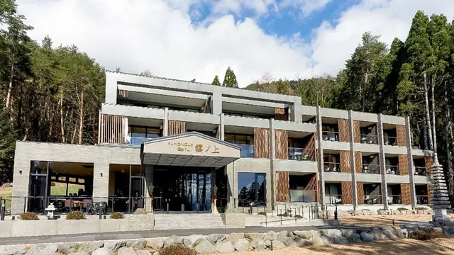 雲之上富士飯店｜富士山景/河口湖景-尊貴三人房附陽台和露天浴池【不挑房】-6