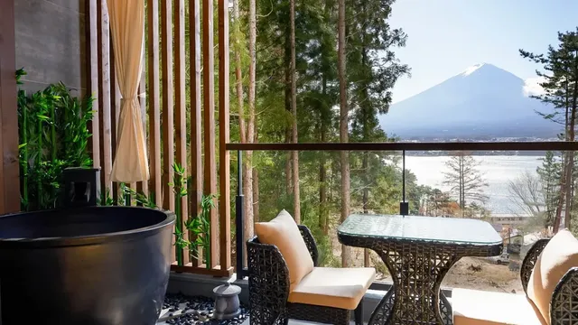 雲之上富士飯店｜富士山景/河口湖景-尊貴三人房附陽台和露天浴池【不挑房】-4