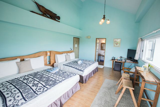 Bonjour Be'Be' Hostel-Summer color bath soup four-room-1