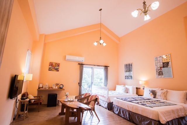 Bonjour Be'Be' Hostel-Twilight bathing quadruple room-2