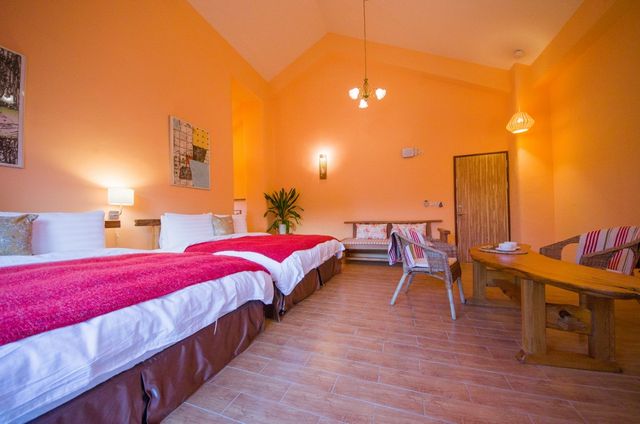 Bonjour Be'Be' Hostel-Twilight bathing quadruple room-4