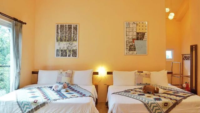 Bonjour Be'Be' Hostel-Twilight bathing quadruple room-3