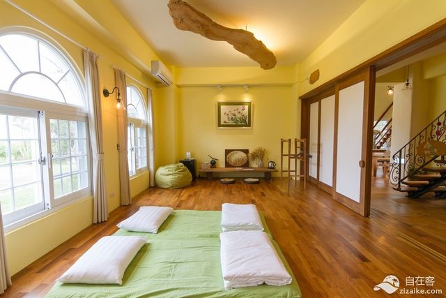 Bonjour Be'Be' Hostel-Wind color double room-6