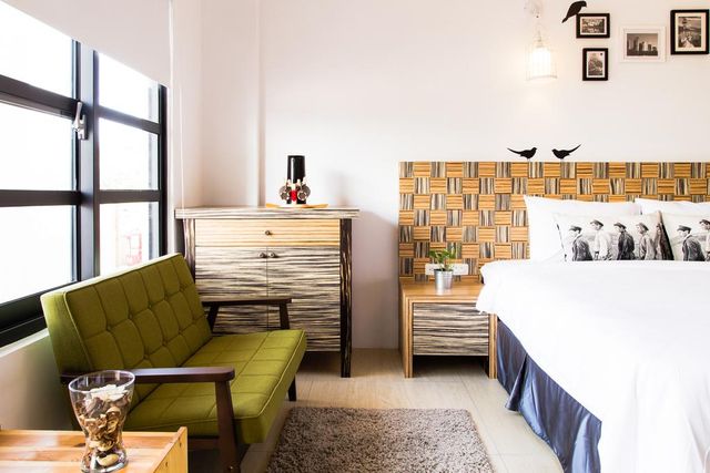 Oat booth-standard two-person room-6