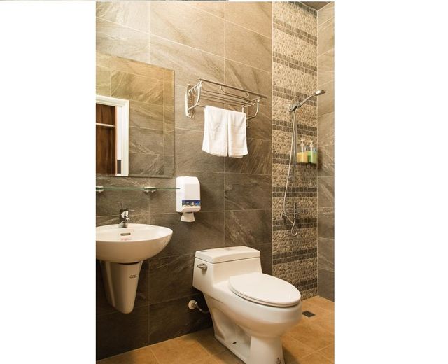 Oat booth-standard two-person room-8