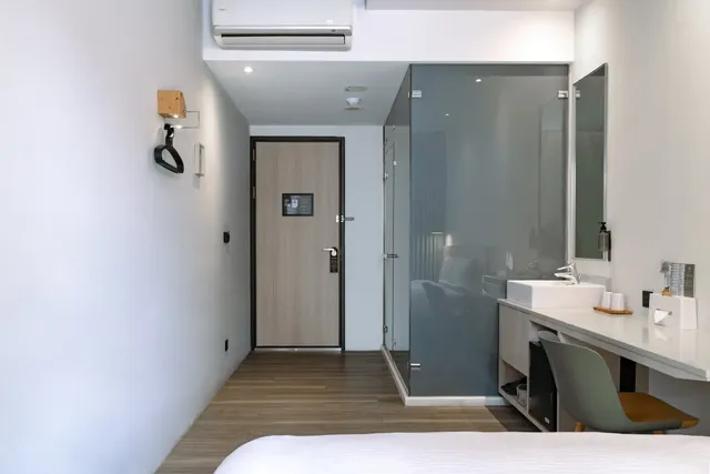 MEANDER 1948-Deluxe Balcony Room-3