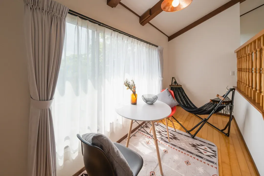R-house 忍野村旅居