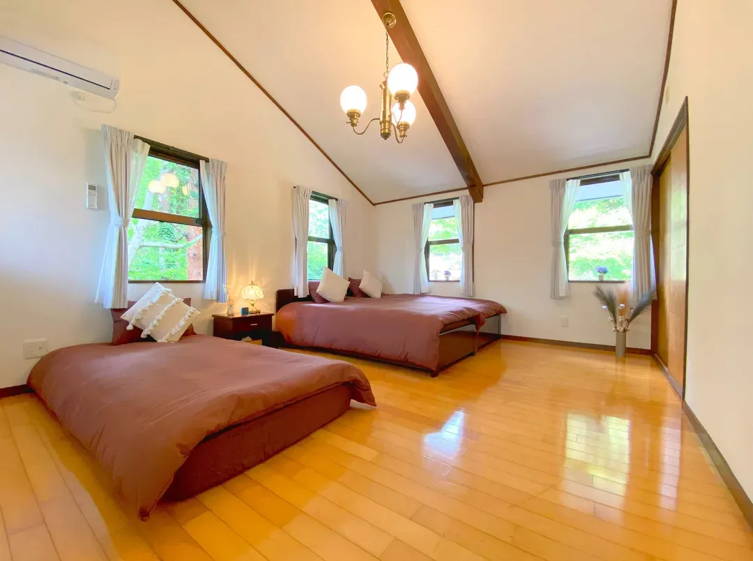 R-house 忍野村旅居