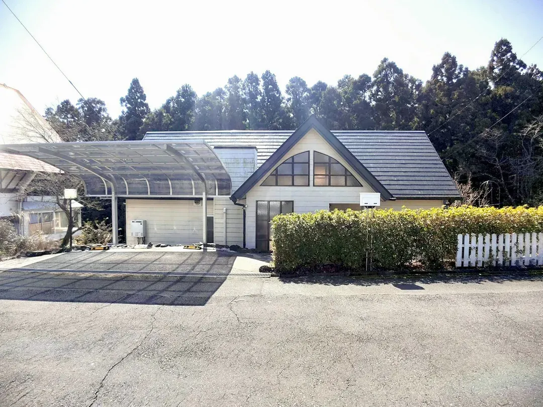 雪松森林度假屋
