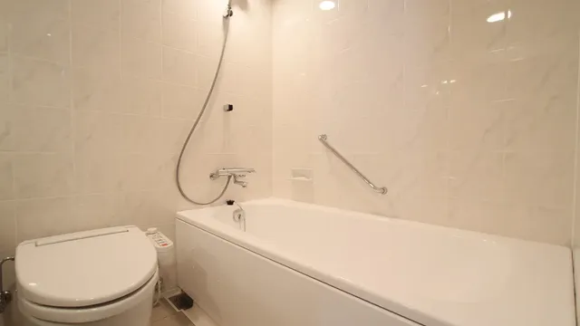 Main building single room bathroom