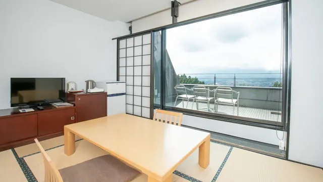 Rembrendt Premium飯店 富士御殿場｜近富士八景之湯/御殿場站車程10分/方便至御殿場Outlet-富士山景和洋混和雙人房【不挑房】-2