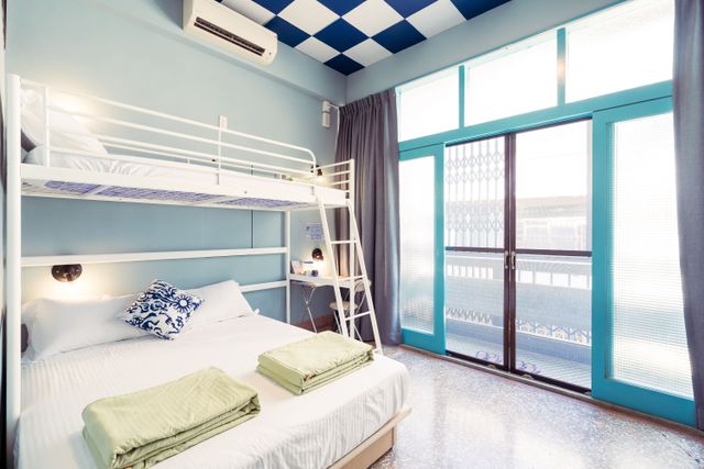 水仙宮雙人雅房 double bed room with shared bathroom