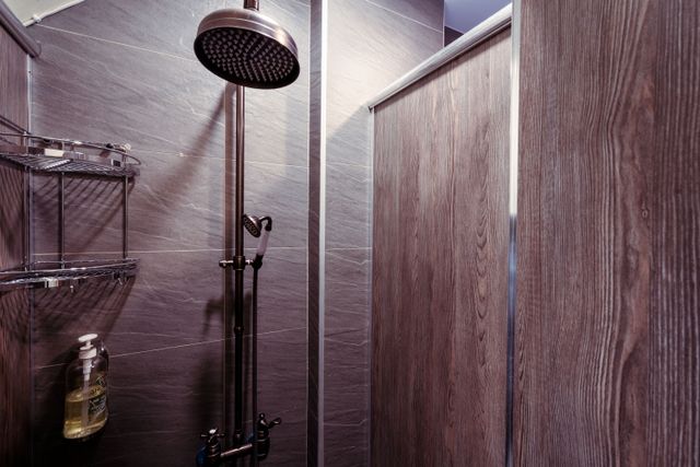二樓 共用浴廁 2F Shared bathroom