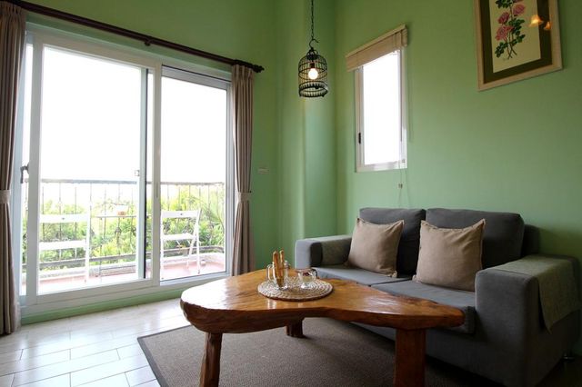 Bonjour Be'Be' Hostel-Bath soup double room-5