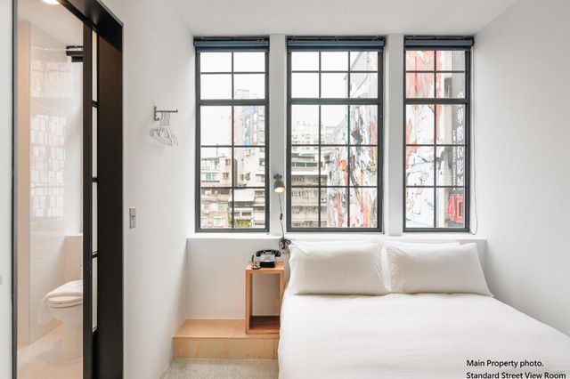 高級街景雙人房 Elite Street View Double Room