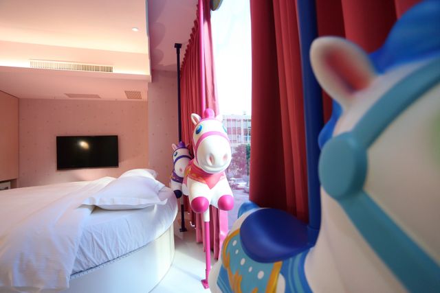 The Fantasy Apartment-Fantasy Room-10