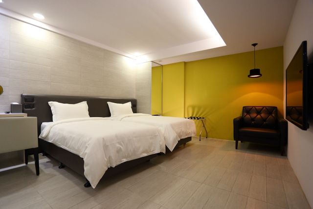 The Fantasy Apartment-Business Twin Room-1