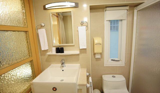 카인드니스 호텔 한신관 (Kindness Hotel - Hanshen)-Deluxe Triple Room-8
