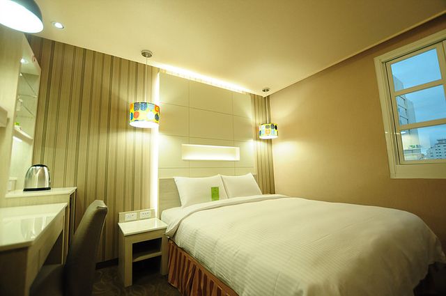 카인드니스 호텔 - 중산 바드 브랜치 (Kindness Hotel - Zhongshan Bade Branch)-standard two-person room-2