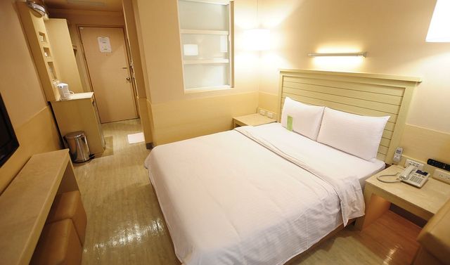康橋商旅-六合夜市中正館-精緻雙人房-5