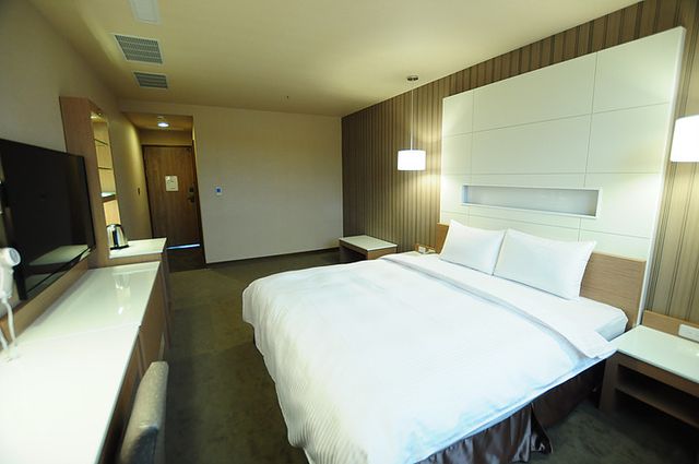 康橋商旅-花蓮站前館-商務大床房-6