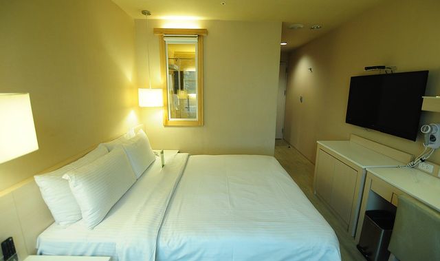 康橋商旅-光榮碼頭館-標準客房雙人房-3
