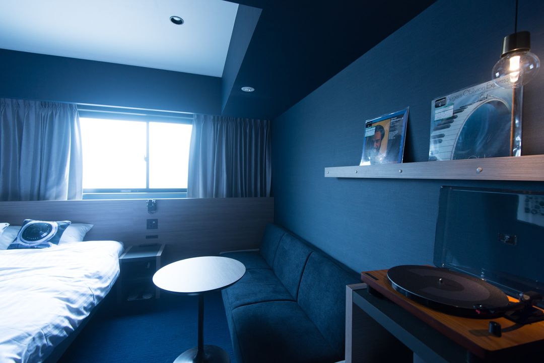 호텔 쉬 오사카 (HOTEL SHE, OSAKA)