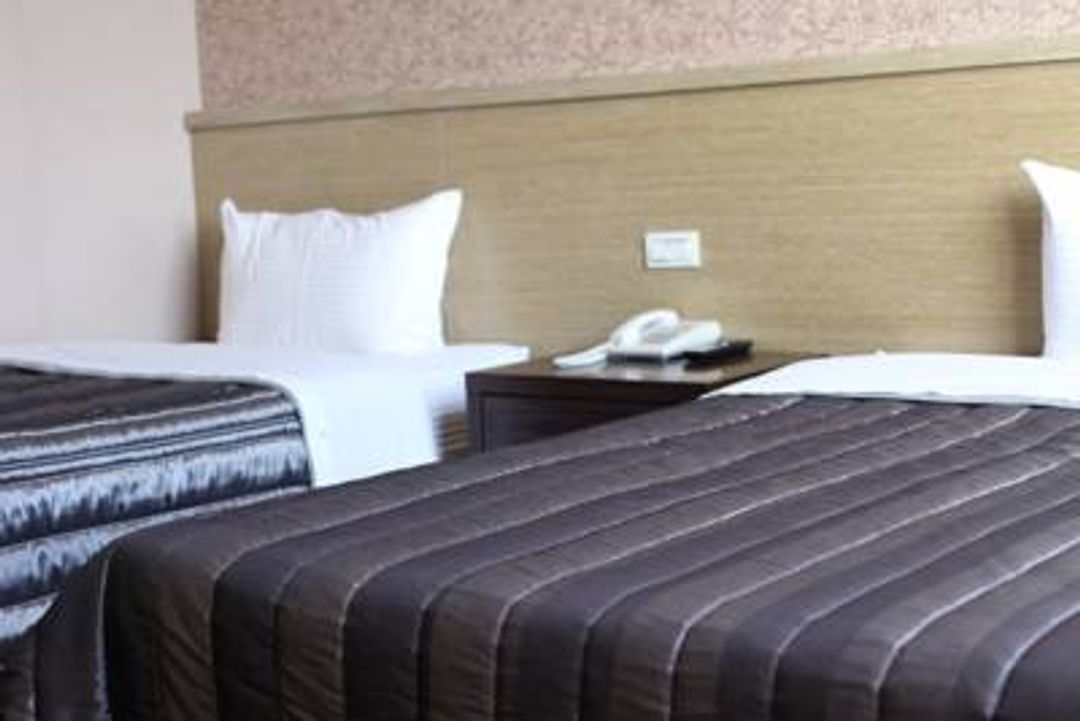 홈풀 호텔 (Home Full Hotel)