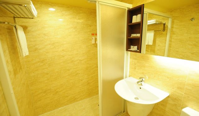 KINDESS HOTEL MAIN SATION-Double Room-7