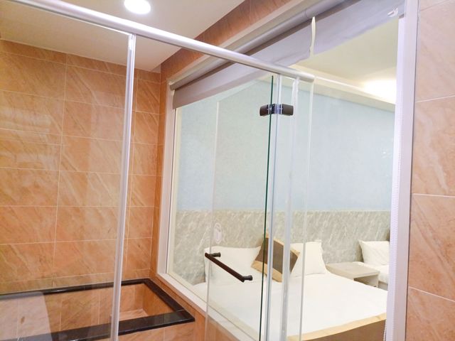 Starry Inn-Standard Quad No Window-5