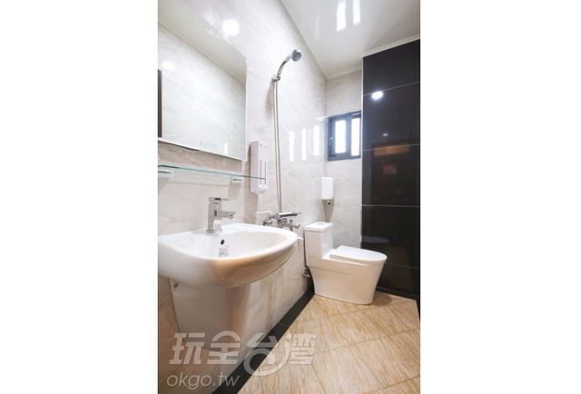 펑후 안상．안리．안짠 홈스테이 (Wuhu is on. Amway. Anzan Homestay)-Exquisite Quadruple Room-9