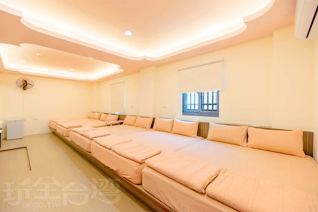 펑후 안상．안리．안짠 홈스테이 (Wuhu is on. Amway. Anzan Homestay)-Exquisite eight-person room-1