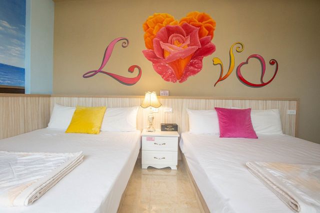 Summer love villa-Quadruple Room-4