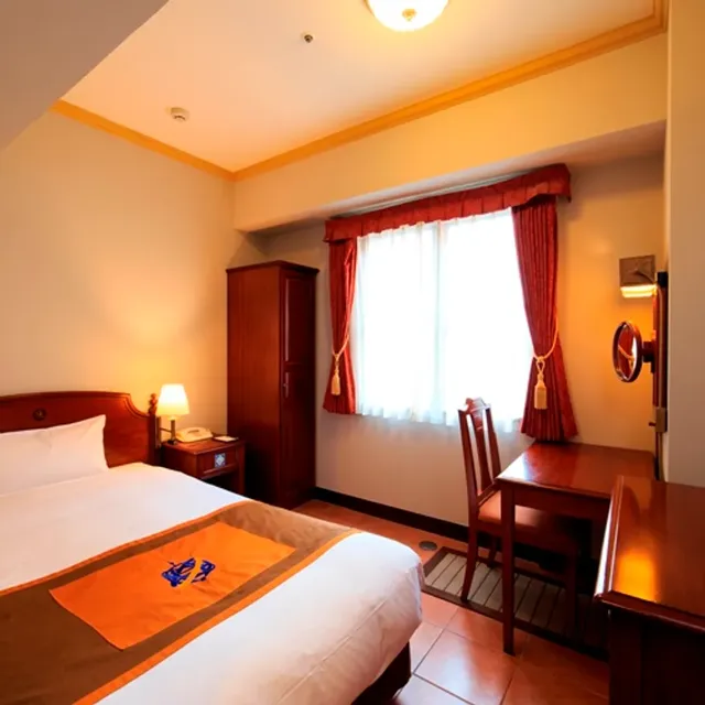 semi double room