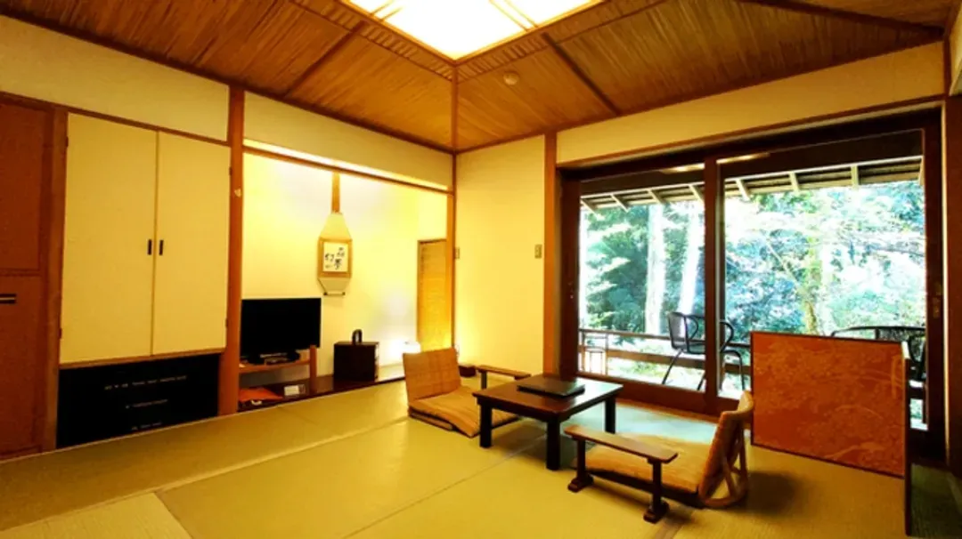 伊豆高原 城崎溫泉 花吹雪旅館｜伊豆高原站步行9分