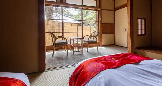 伊豆修善寺温泉 湯回廊 菊屋｜桂川景觀-本館 相連和室【不挑房】-5