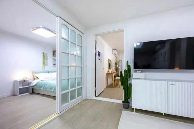 Crystal 弘大小屋-2｜近弘大入口站 家庭式公寓-2-9人入住-5