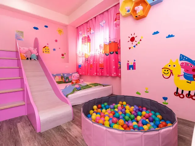 Juyue Tongxin Family Homestay-Pink Bubble Slide Quadruple Room (Extra Bed Available)-4