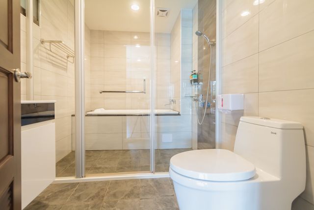 Idiopathic Wind Nest-Japanese Quad Room with Bathtub-8